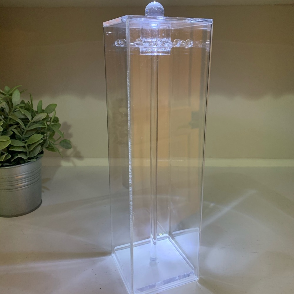 Clear Acrylic Necklace or Bracelet Holder